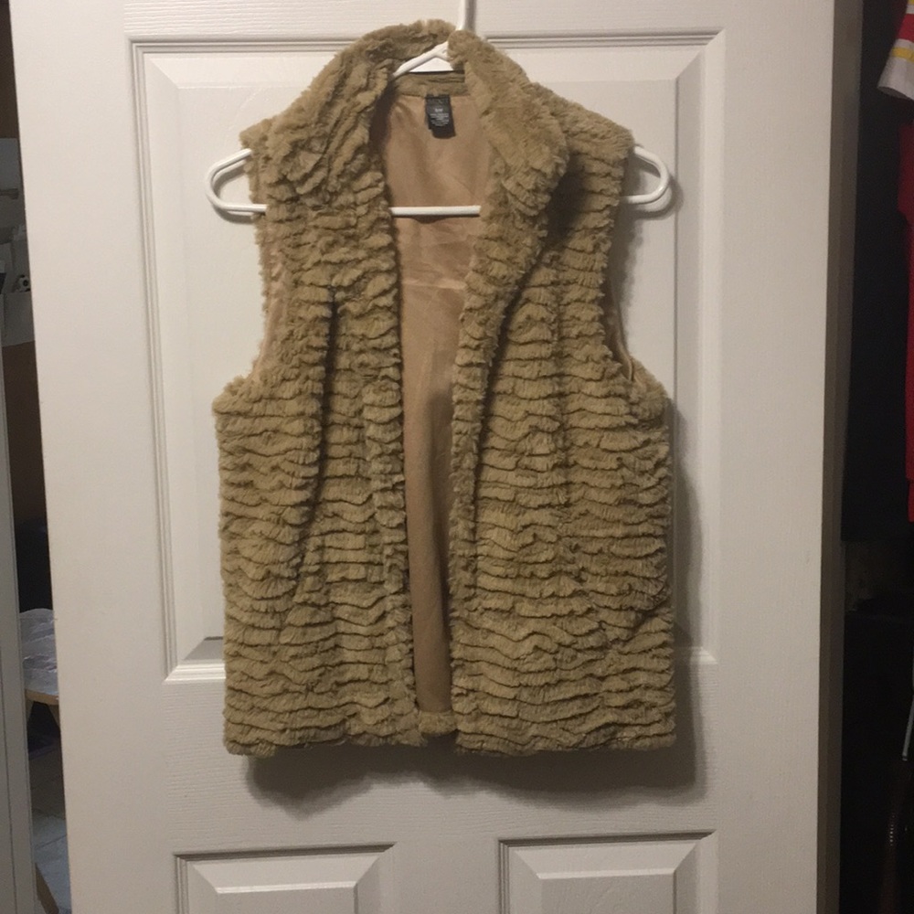 Furry vest!